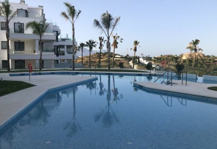 Pool (4)